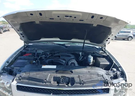 2012 Chevrolet Suburban 1500 Lt z USA, uszkodzony, nr VIN 1GNSCJE01CR143982